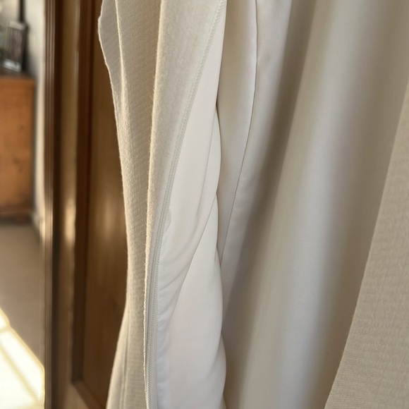 Theory winter white DRESS - Picture 5 of 5